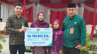 Ahli Waris Romi Eka Setiawan Terima Santunan dari BPJS Ketenagakerjaan Batang Hari